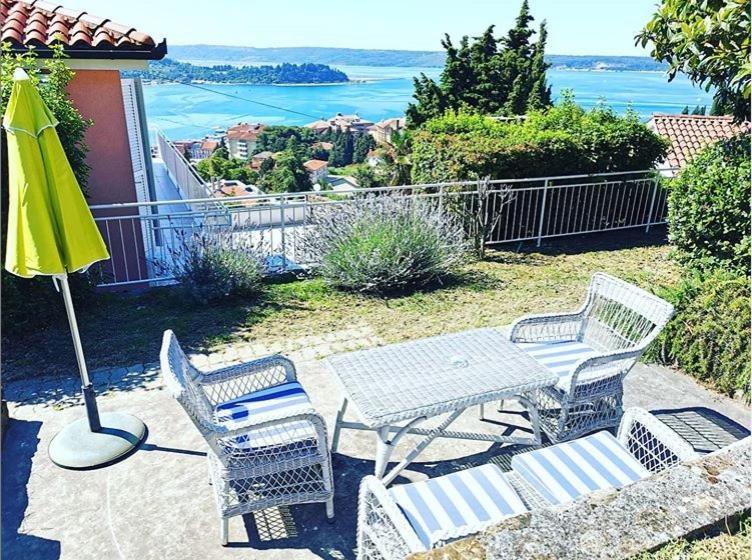 Apartament Tiny Shell House Portorož Zewnętrze zdjęcie